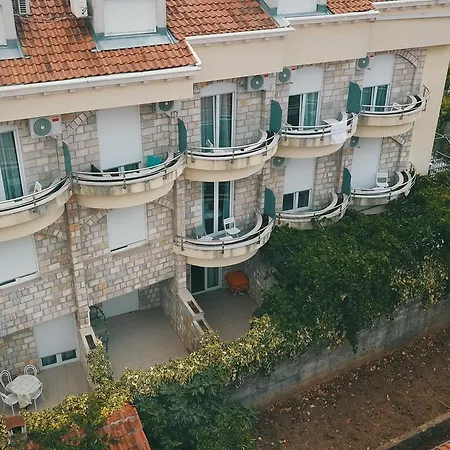 Youth Lav Hotel Neum